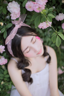 家公对儿媳妇动手脚该跟老公说吗